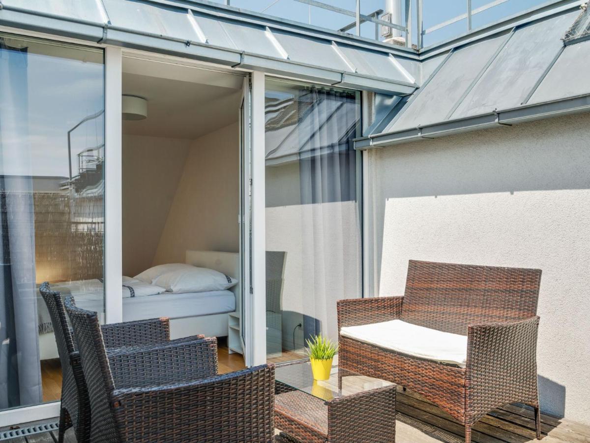 Elegant Apartment In Vienna With Patio Exterior foto